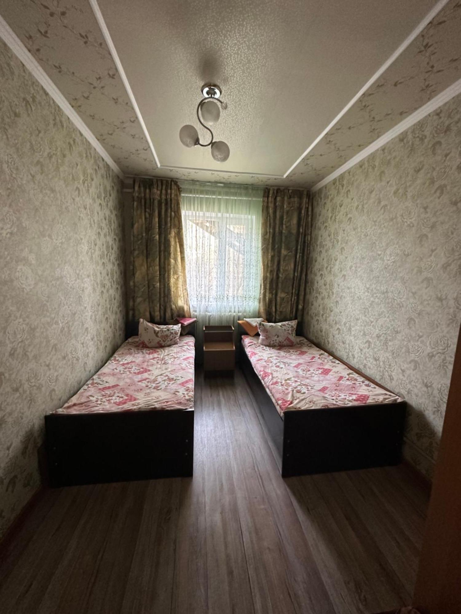 Дом Жени И Люды Hotel Zhabagly ภายนอก รูปภาพ